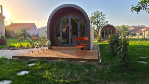 Saint-Jean-sur-Moivre Cabin | Les Lodges de la Moivre