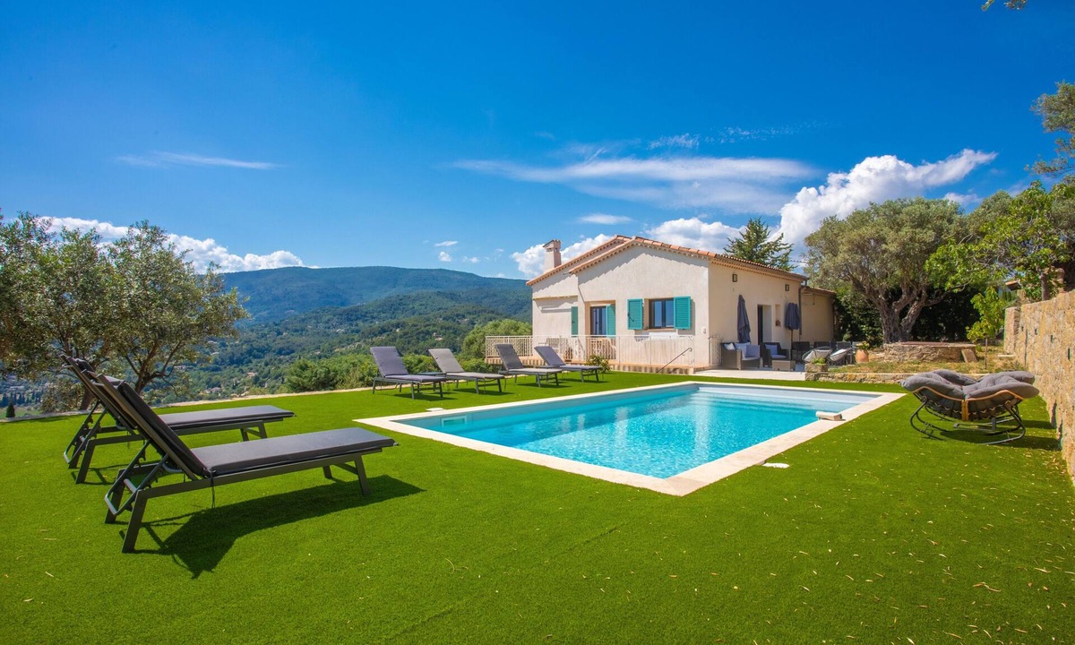 Fayence Villa | Les Oliviers de Lunéa – Villa with Panoramic Views in the Hills of Fayence
