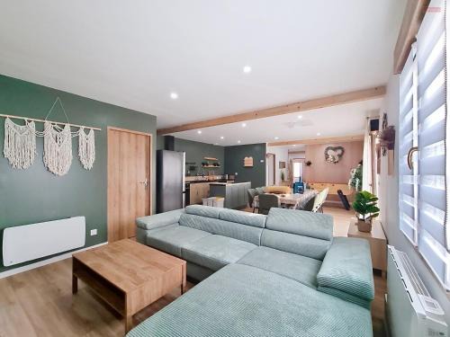 Joncreuil House | Les Piafs du Der 2