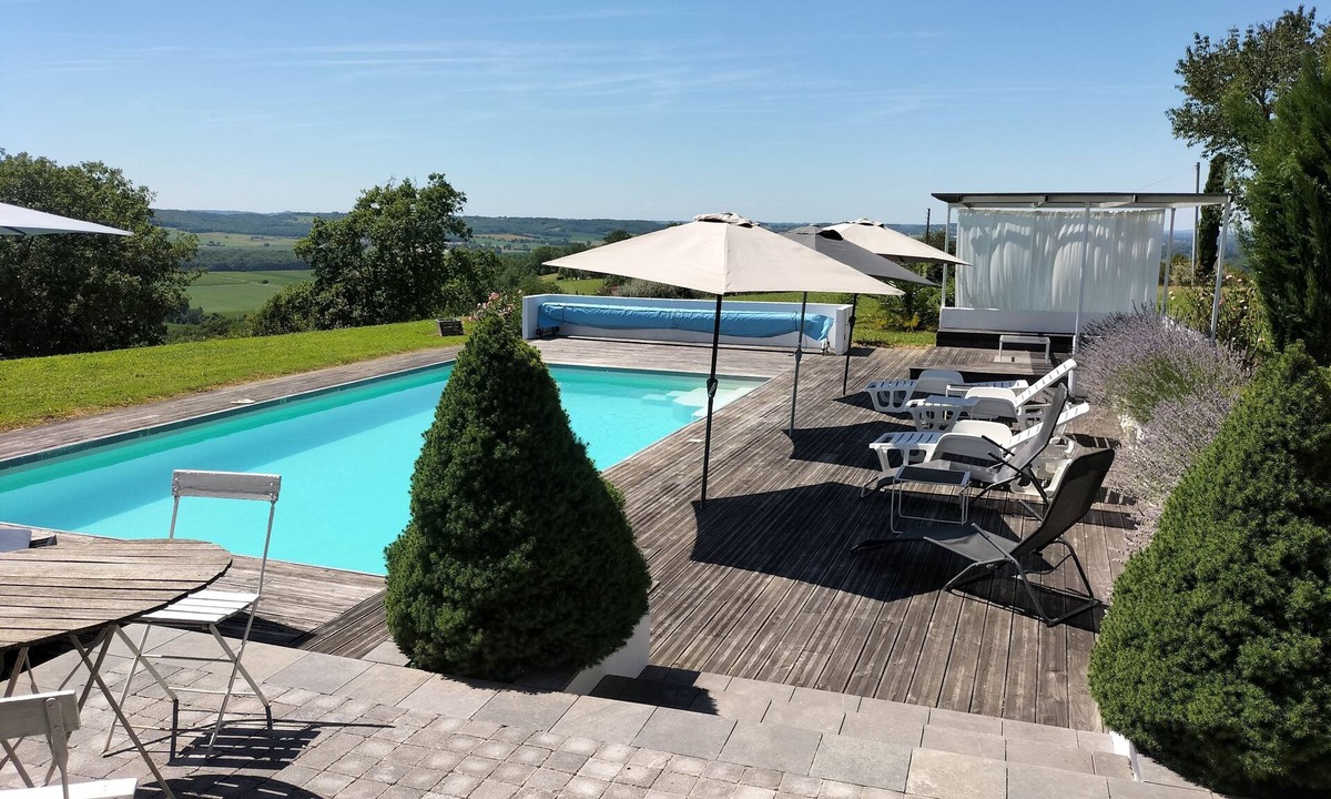 Saint-Justin Other | Loft 4 p, Marciac exceptional view of the Pyrenees, swimming pool, no pets