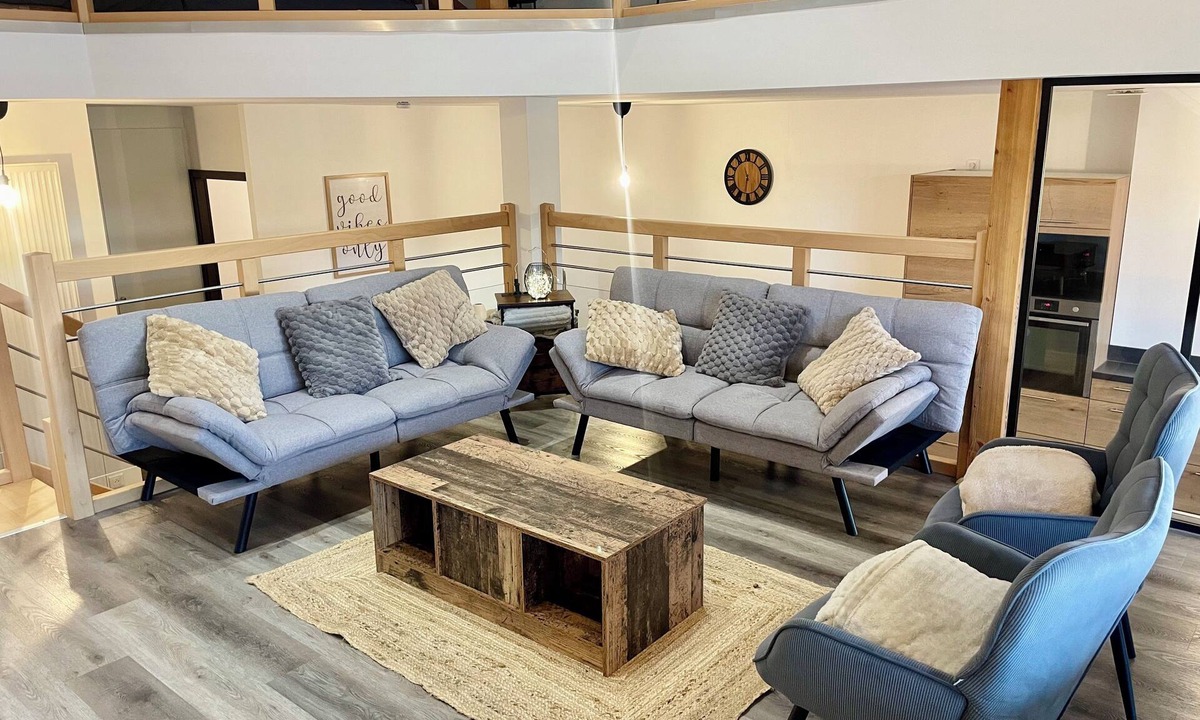 Schalbach House | Loft & house Sauna, terrace, private garden!
