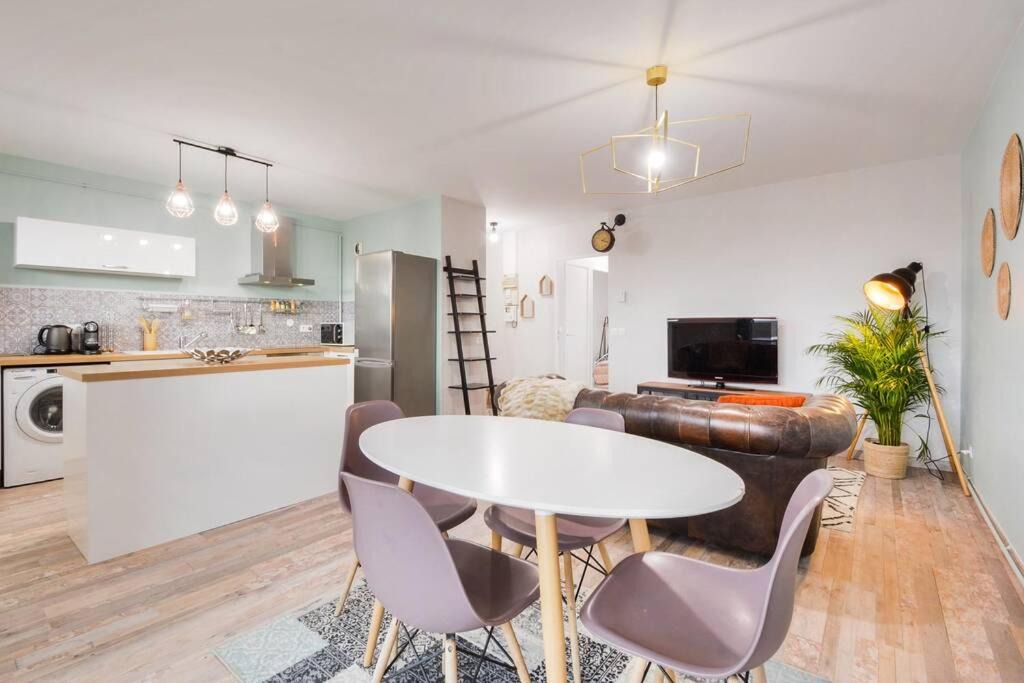 Saint-Max Apartment | Logement avec parking privatif au pied du tram