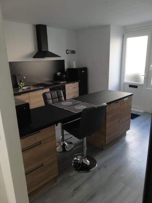 Morlaix Apartment | Logement frais au port de Morlaix !