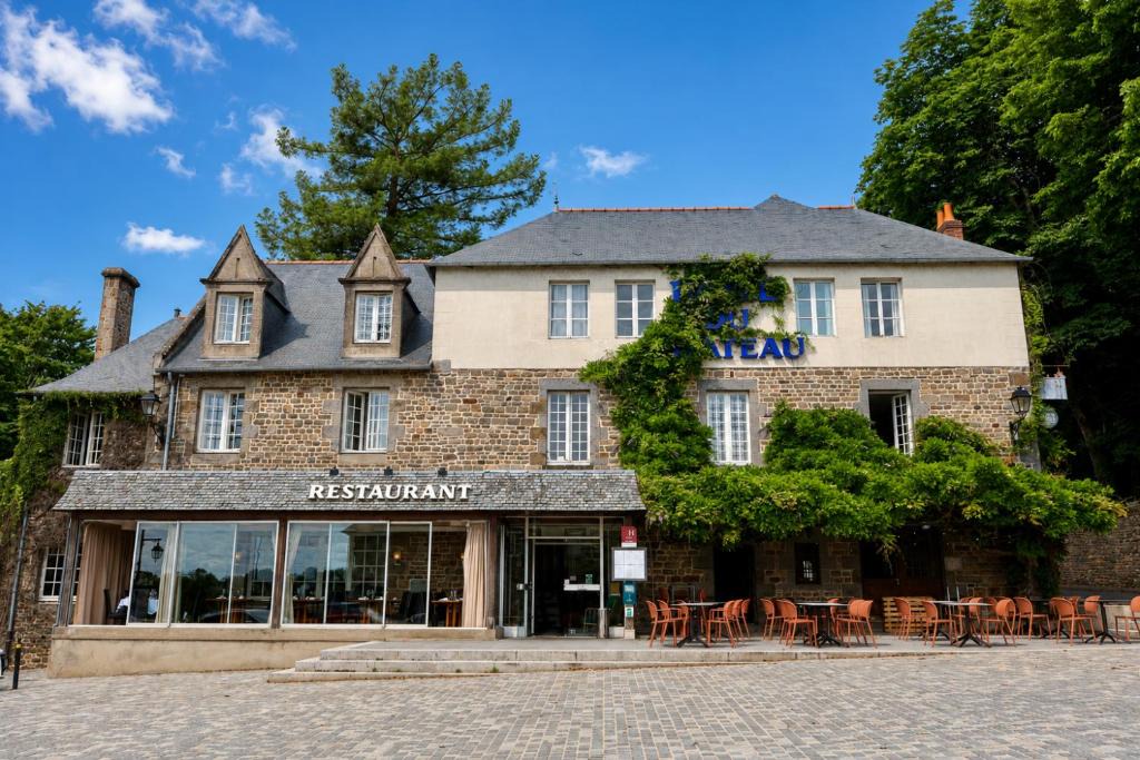 Combourg Hotel | Logis Hôtel Du Château - Combourg, Proche Saint-Malo