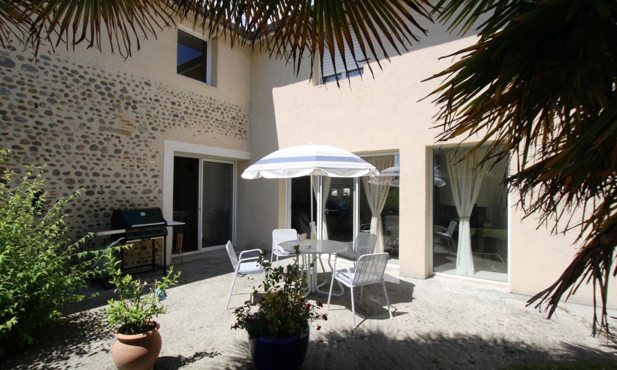 Uzein House | Lou Quillé - UZEIN - Gîte