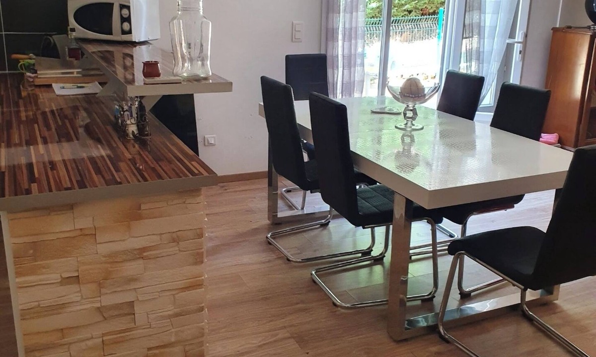 Collobrieres Apartment | Lovely apartment in a peaceful green setting on the village heights.