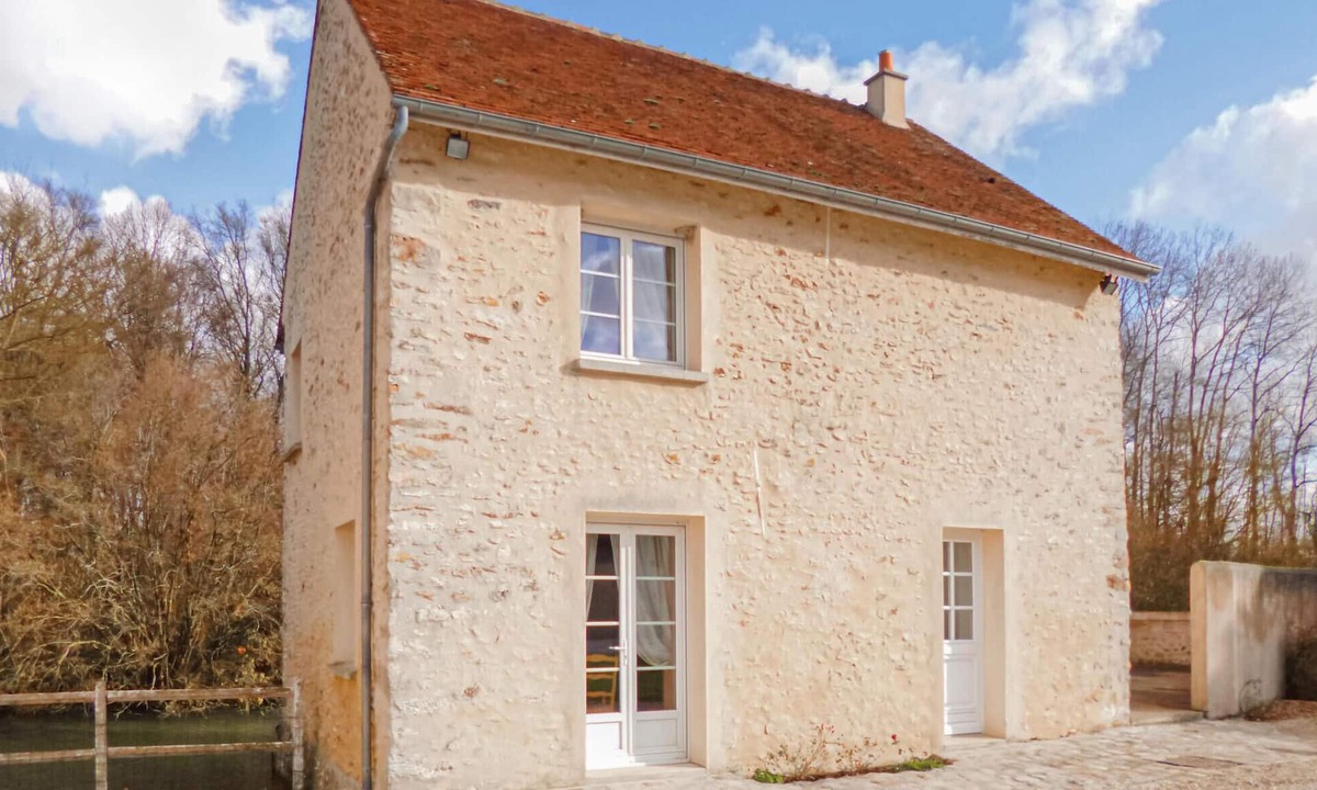 Vaudoy House | Lovely home in Vaudoy-en-Brie with WiFi