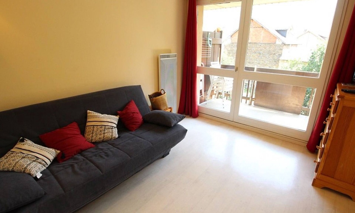 Bagneres-de-Luchon Apartment | Luchon - 1BR Apartment with Balcony, Pets Allowed, Parking