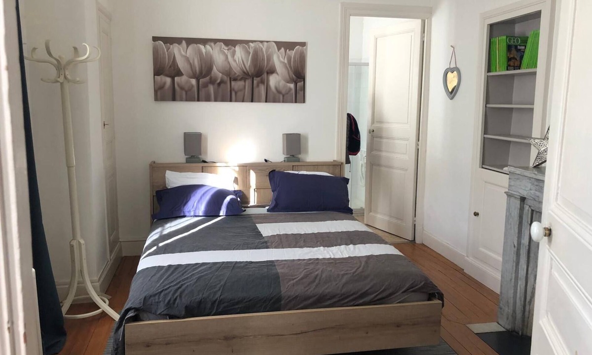 Bagneres-de-Luchon House | Luchon Centre - Large, quiet house for 9 people