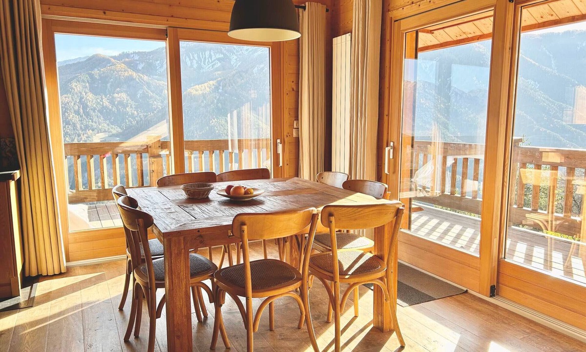 Pra Loup Ski Chalet | Luxury chalet for 12 in Pra Loup, modern and cozy
