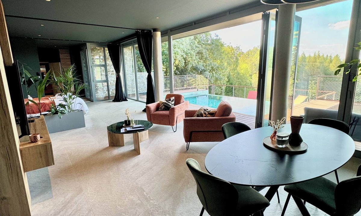 Abreschviller Villa | Luxury private villa with heated pool, spa and sauna