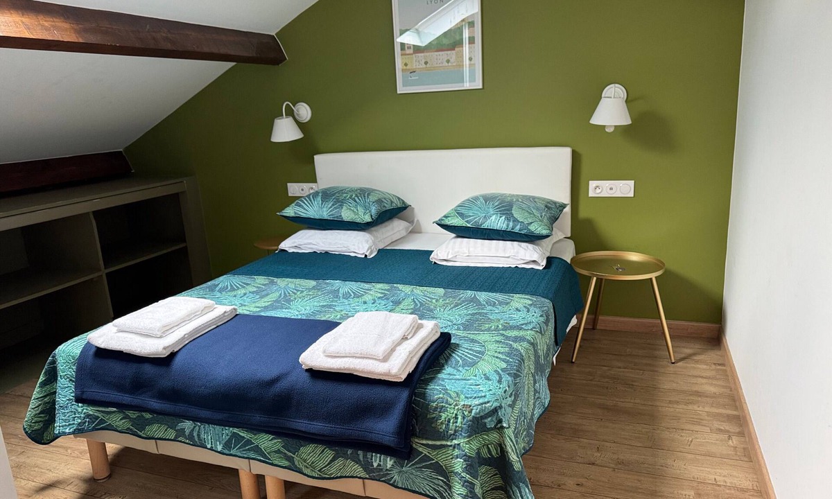 Saint-Rambert Bed & Breakfast | Lyon Mon Amour - St-Vincent Room