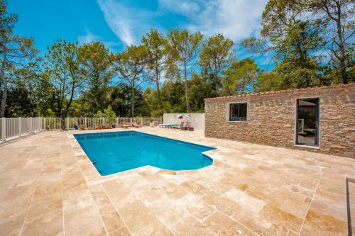 Saint-Maximin-la-Sainte-Baume House | Ma Case en Provence - Maison climatisée avec piscine