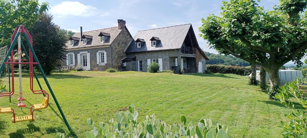 Loubajac House | Magnificat Pyrénées calme 14 pers