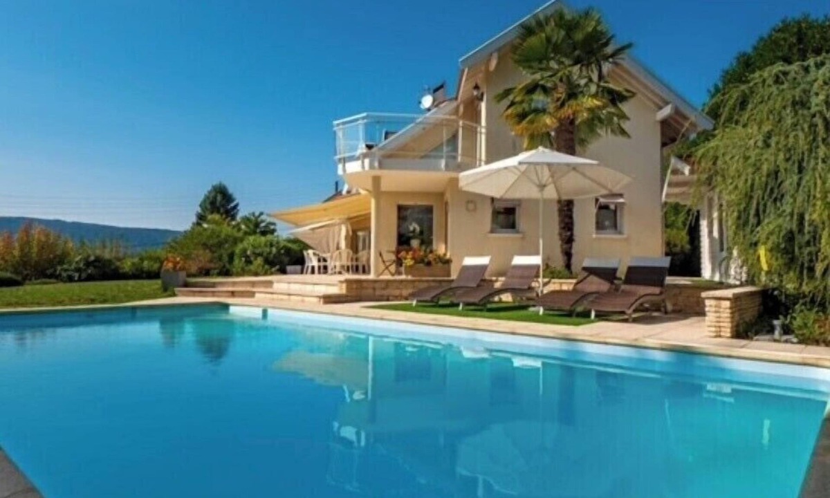 Veyrier-du-Lac Villa | Magnificent 5-star villa with lake and mountain views, air-conditioned