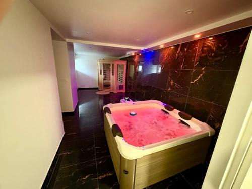 Dabo House | Maison 3 étage 135 m2 jacuzzi sauna 10 personnes