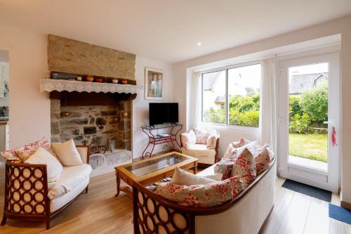 Huelgoat House | Maison Bretonne Calme Centre Ville