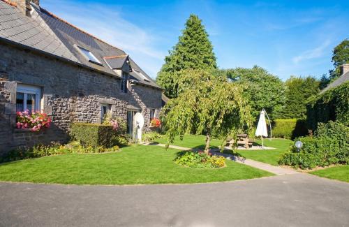 Saint-Goueno House | Maison de charme à Le Mené avec jardin