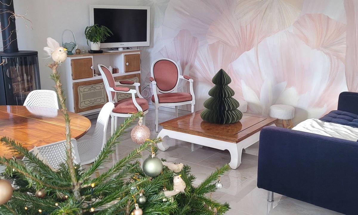 Plourivo House | Maison de Coton - Ty Koton, near PAIMPOL, reception of children thought.