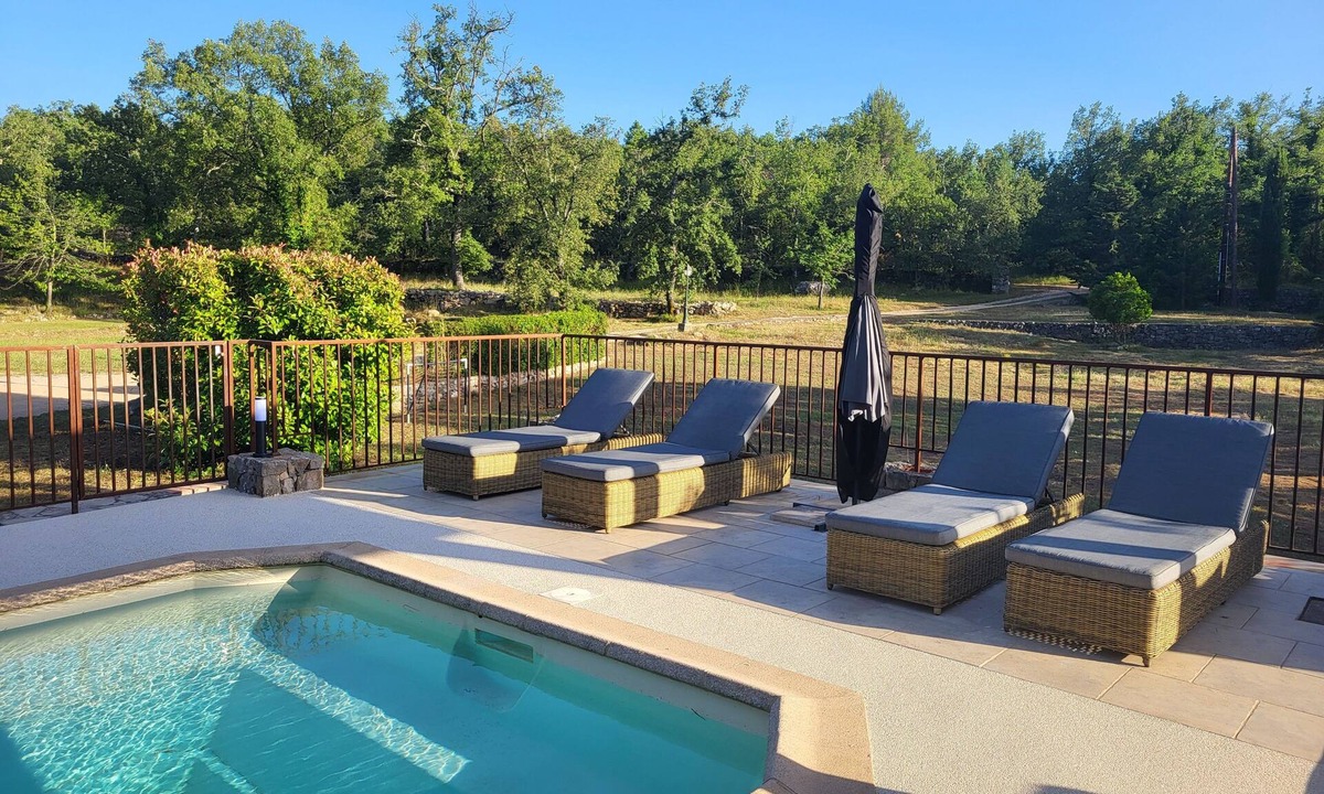 Saint-Cezaire-sur-Siagne House | Maison provençale 7 persons swimming pool absolute calm ideal family