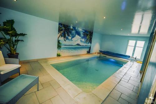 Troyes Villa | Maison PISCINE INTERIEURE et GARAGE