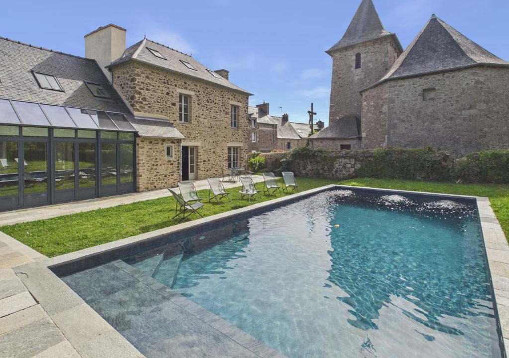 Tremereuc House | Maison pour 12 avec grand jardin et piscine