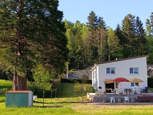 Fraize House | Maison spacieuse avec spa et terrain de jeux en lisière de forêt - FR-1-589-757
