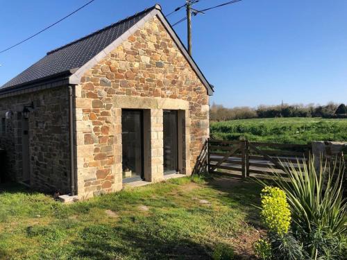 Pordic House | Maisonnette en pierre entre terre et mer