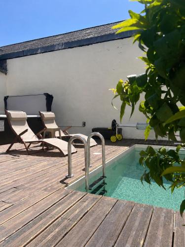 Romorantin-Lanthenay House | Maisons Sauvages - Piscine & Jacuzzi - Proche Zoo de Beauval & Châteaux
