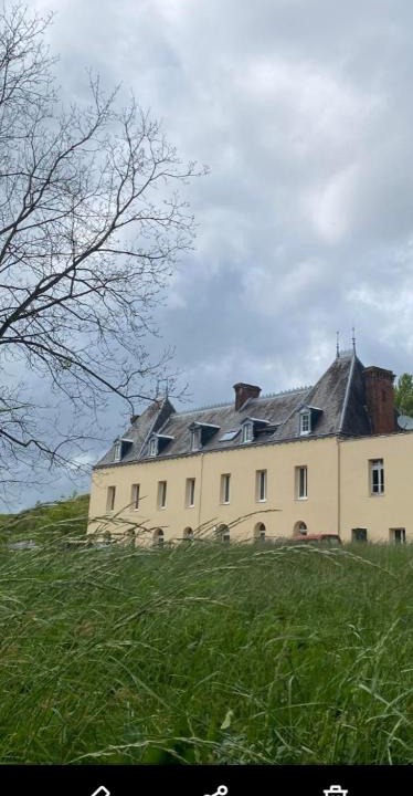 Saint-Mayeux House | Manoir de Crampoisic