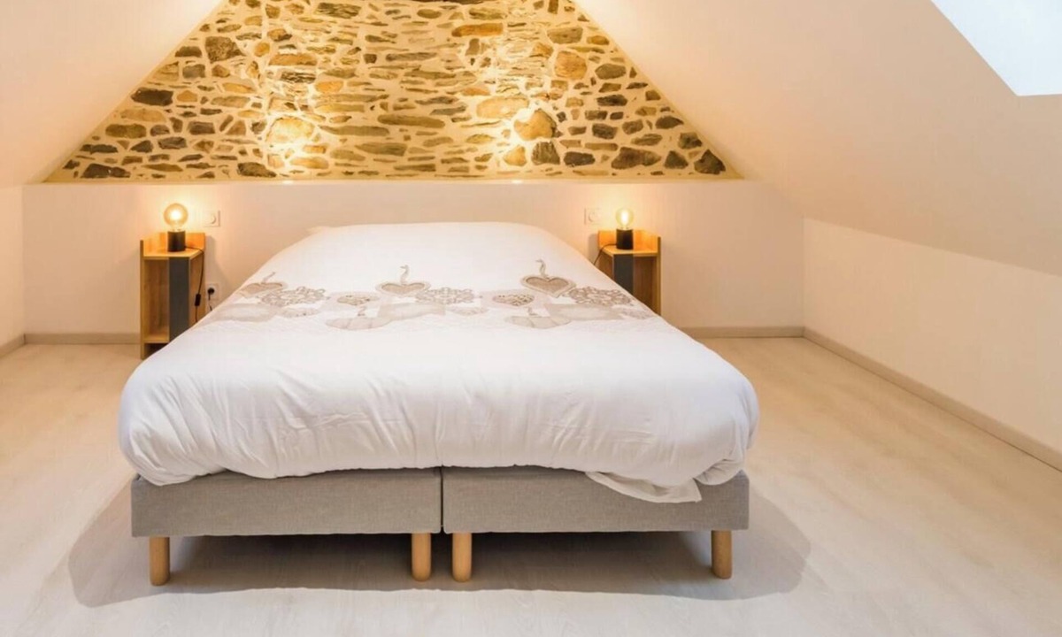 Lannion House | Manoir de Kervegan: Le Logis du Grand Couchant