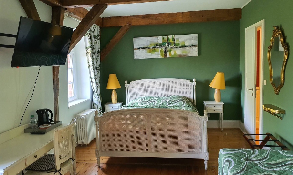 Vitry-le-Francois Cottage | Manoir François 1er Primevere