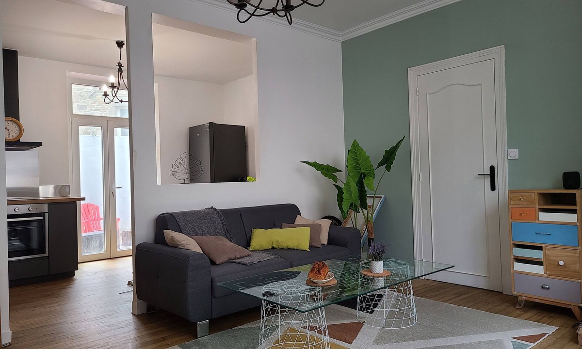 Lannion House | Marceline: Maison de Ville, au Coeur de Lannion, Entièrement Rénovée en 2023