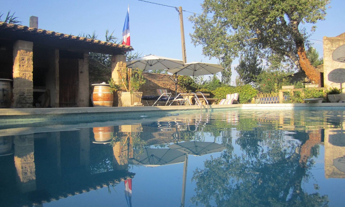 Sernhac House | Mas provençal with swimming pool near the Pont du Gard