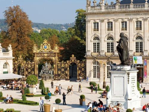 Saint Nicolas - Charles III - Ville vieille - Trois Maisons - Leopold Hotel | Mercure Nancy Centre Place Stanislas