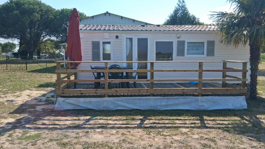 Claracq Ski Chalet | Mobil home à la campagne