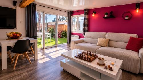 Le Castellet Other | Mobil-home Premium Piscine, BBQ & Home Cinéma