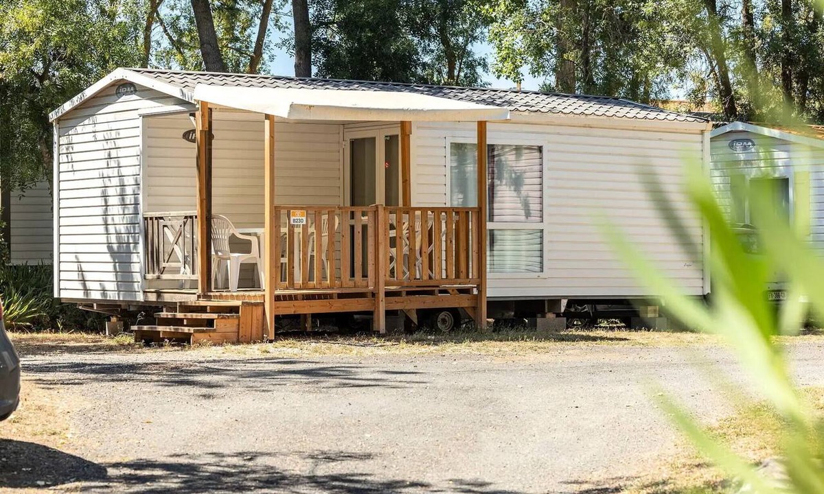 Rhinau House | Mobile Home | Classic | 2 Bedrooms | 4 People | Small Patio | TV