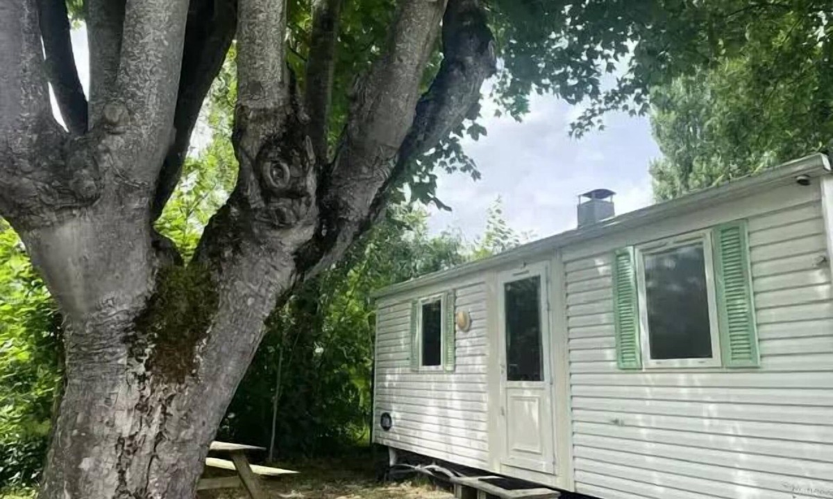 Pont-sur-Yonne House | Mobilhome Family 2ch. sleeps 6
