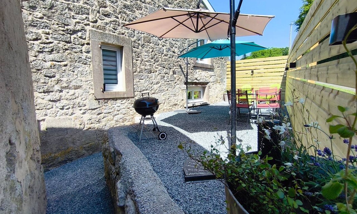 Liny-devant-Dun Apartment | Modern and cozy lodging, various activities