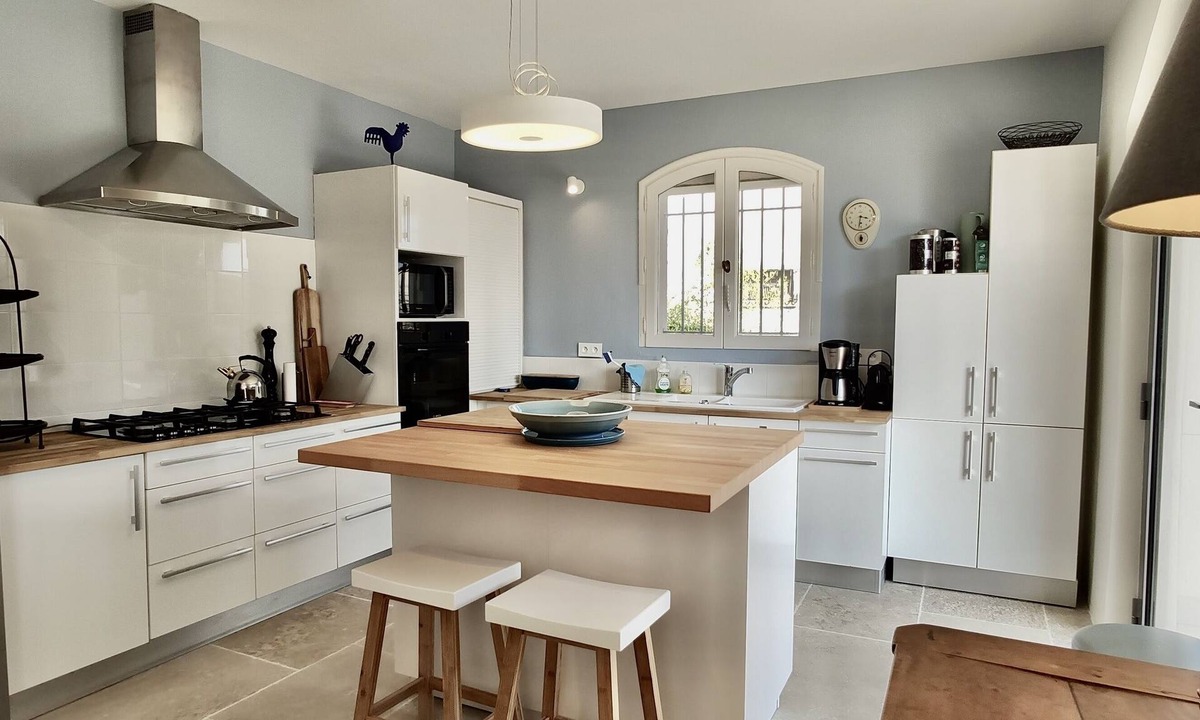 Domazan Villa | Modern and luxury villa - idyllic & confortable with private pool en Provence