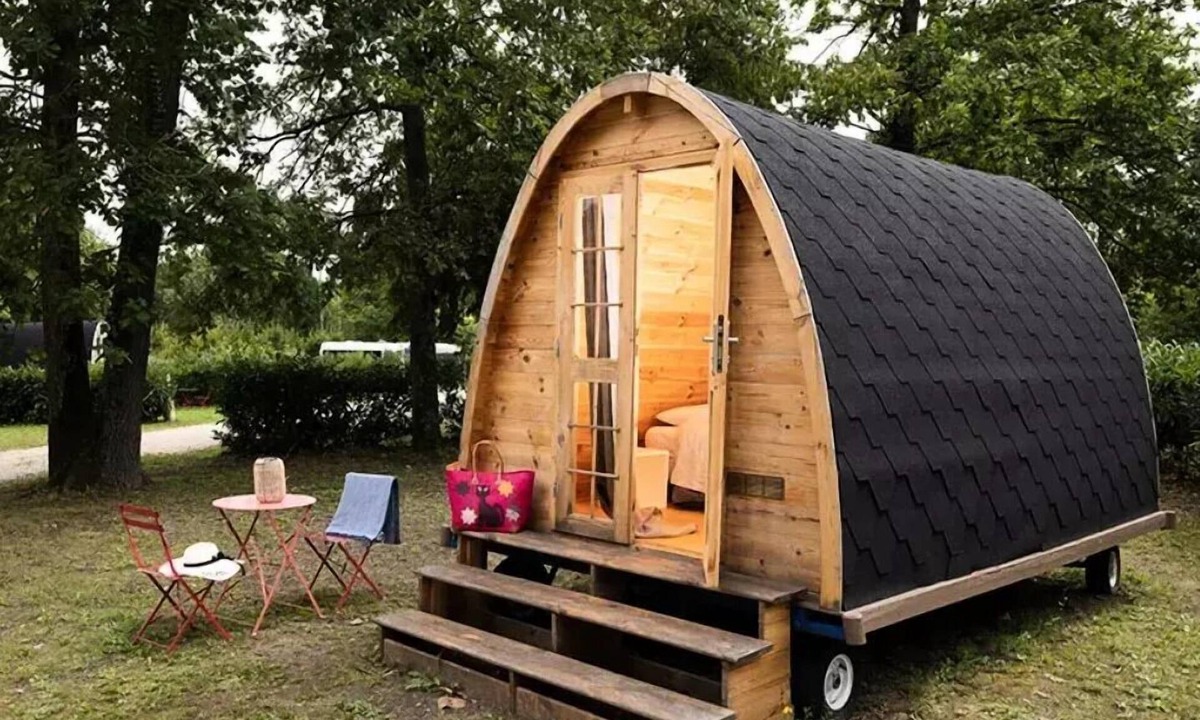 Bagneaux-sur-Loing House | My Pod 1-Bedroom Travel Trailer for 3 People