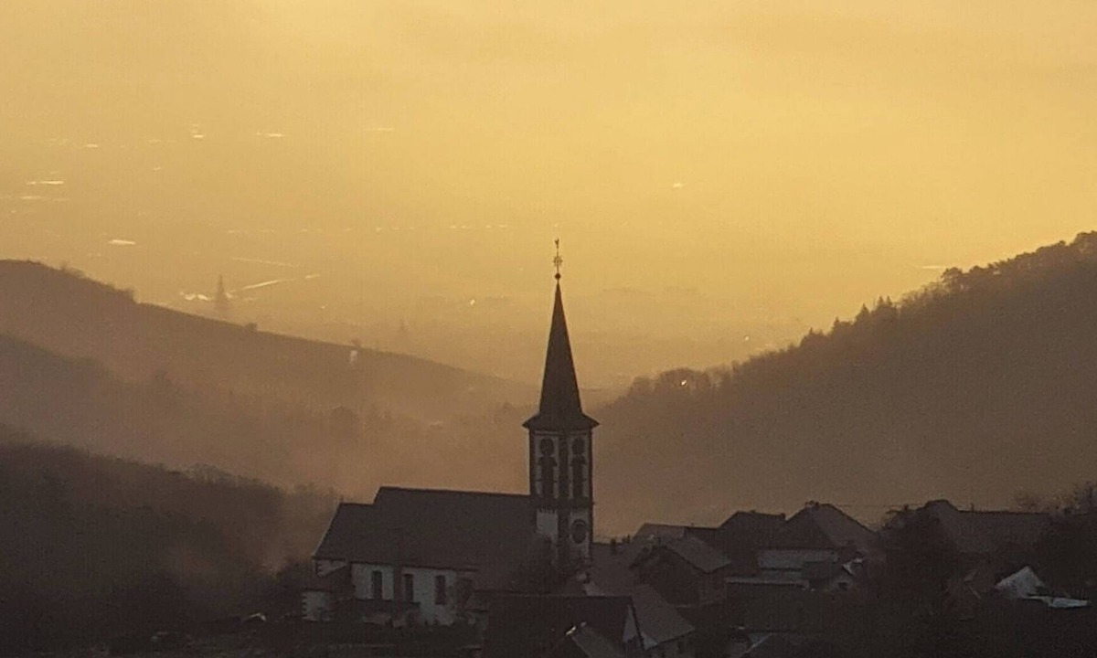 Thannenkirch Apartment | NEW APARTMENT, 85 KM VIEW of the FORÊT NOIRE. PETS ALLOWED.