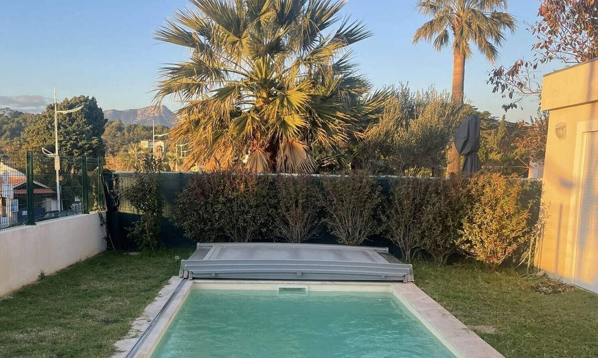 Le Pradet House | new house 50 m from the beach, swimming pool, air conditioning