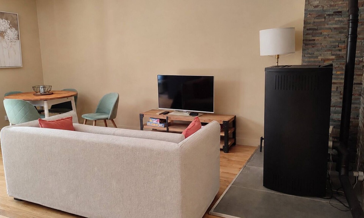 Seranon Apartment | NEW: Le logis les 5 racines - Cosy apartment in Séranon