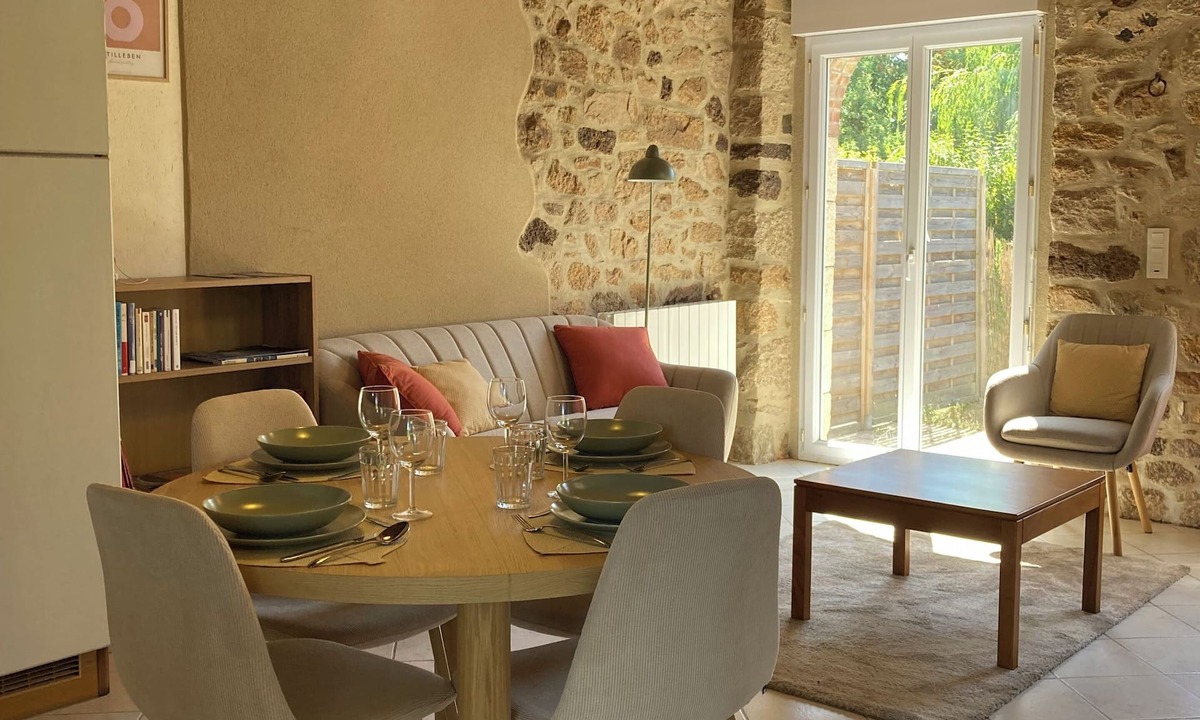 Planguenoual House | NEW: Quiet gîte 6 km from the sea