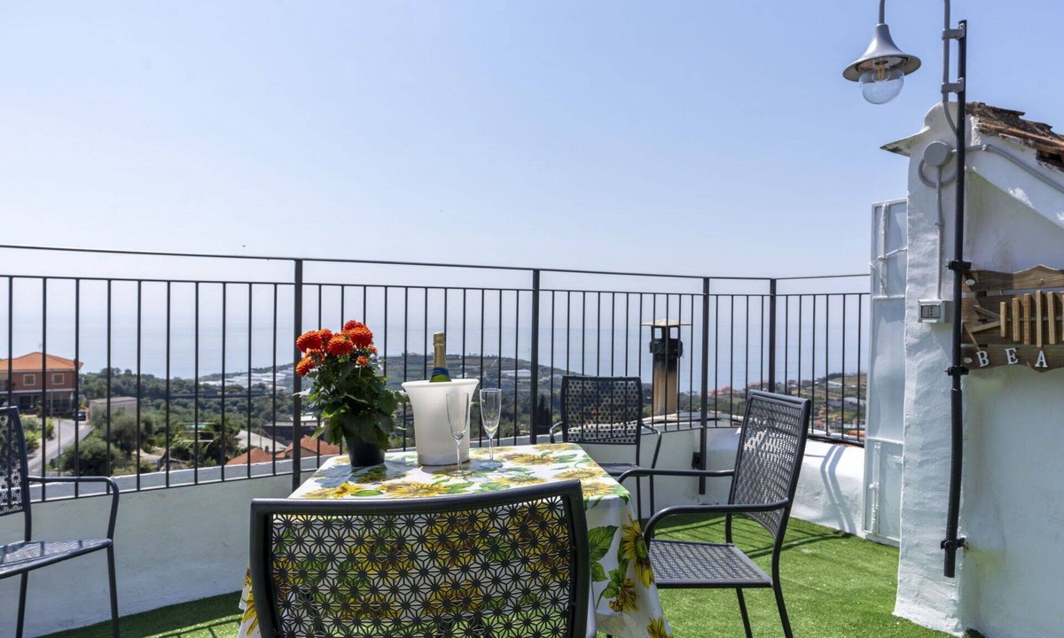 Terzorio Apartment | Nice apartment for 6 guests with WIFI, A/C and terrace