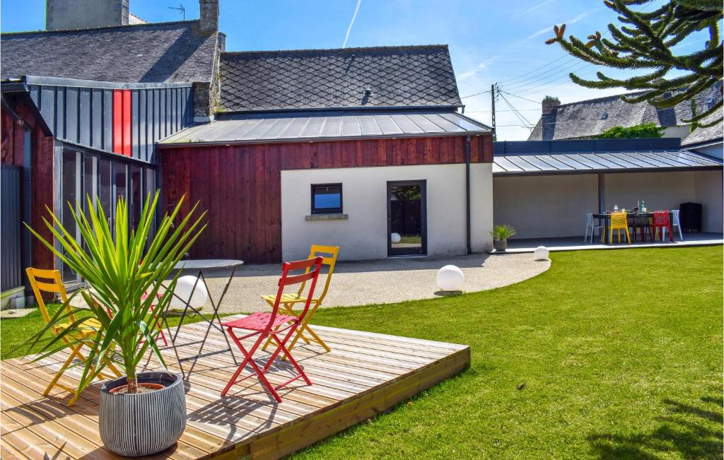 Le Vieux-Bourg House | Nice Home In Le Vieux-Bourg