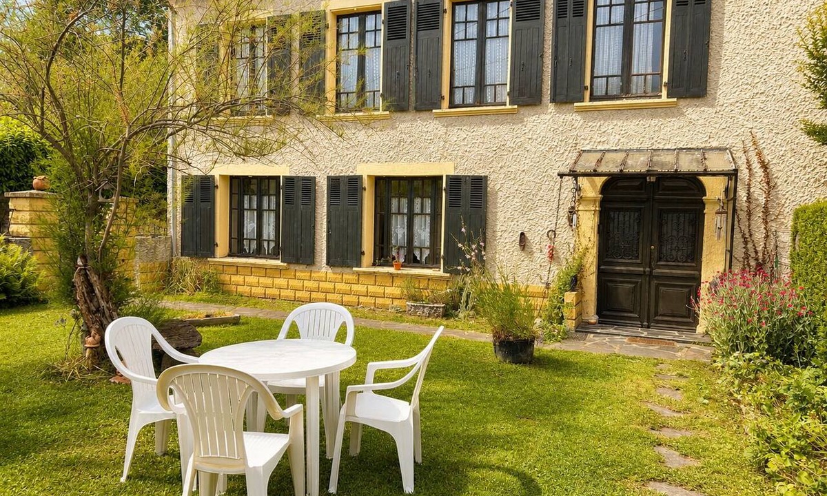 Pouzac House | Niclade House