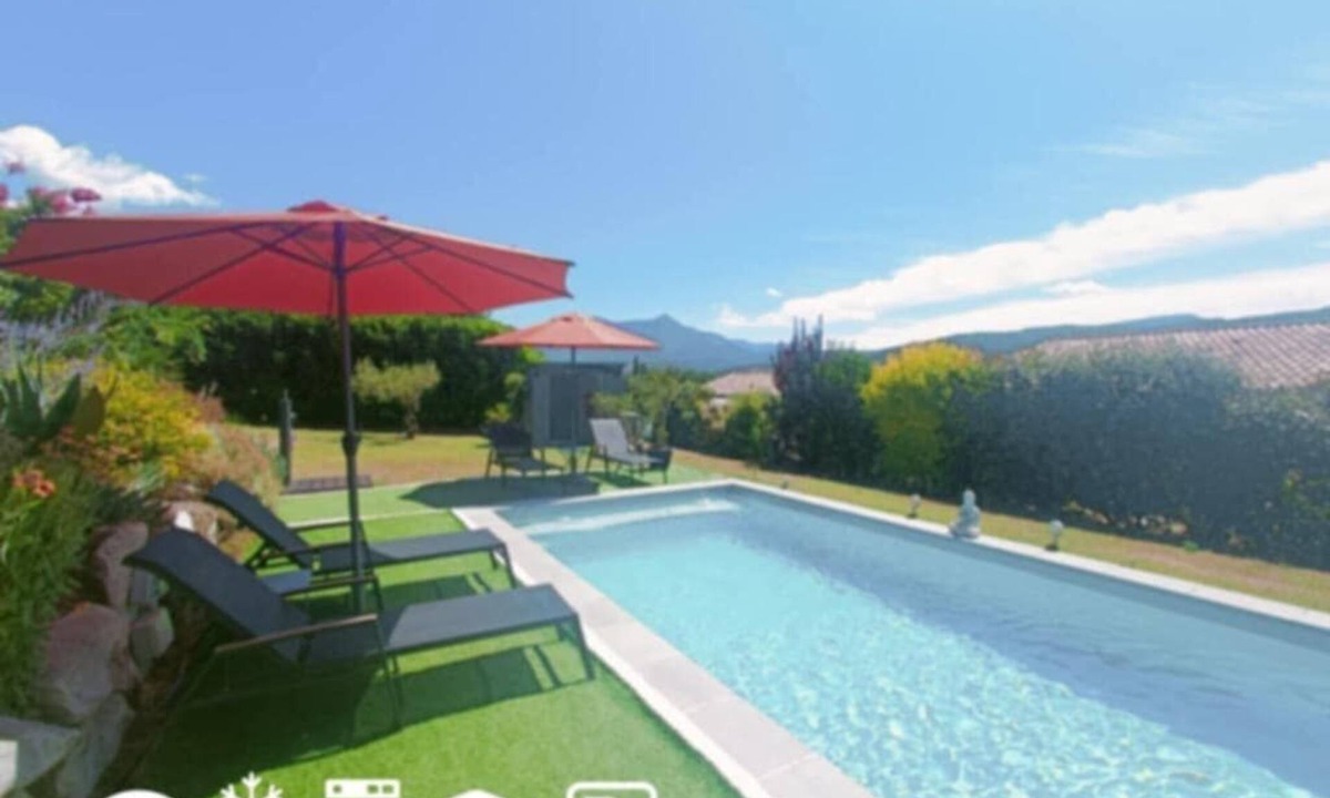 Mallemoisson Apartment | "Nigelle's Garden" — A Private Retreat in Provence